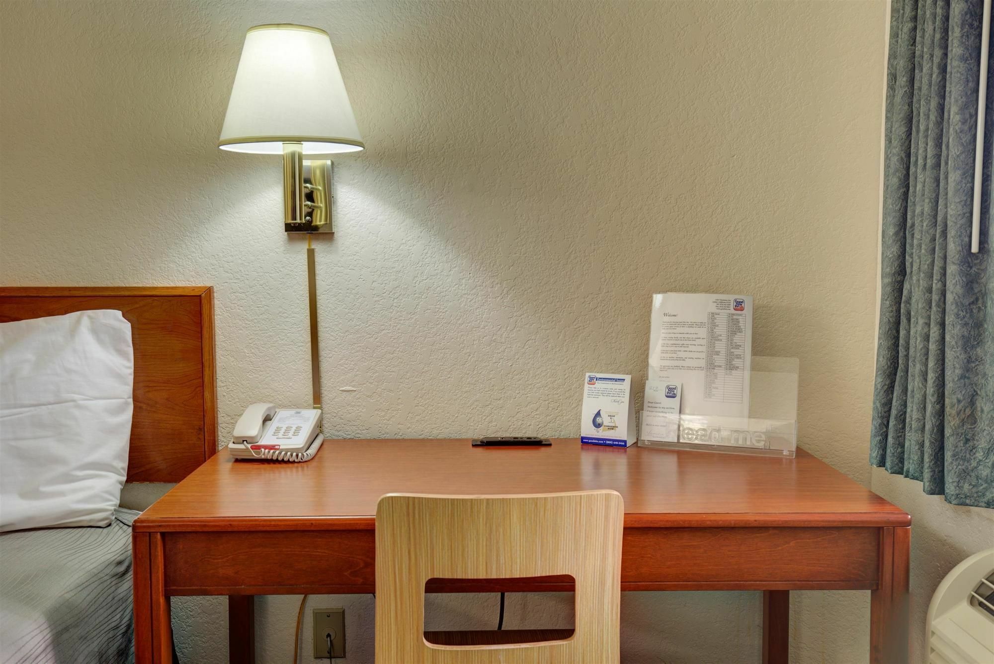 Good Nite Inn Sylmar لوس أنجلوس المظهر الخارجي الصورة
